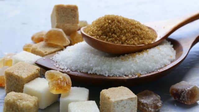 Como fazer para reduzir o consumo de açúcar e melhorar sua saúde